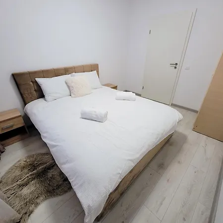 Apartament Lena Braşov Esterno foto