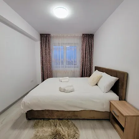 Apartament Lena Braşov Esterno foto